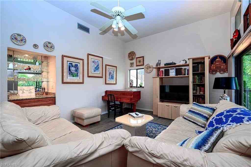 559 Beachwalk Cir #U204 - Photo 6 of 41