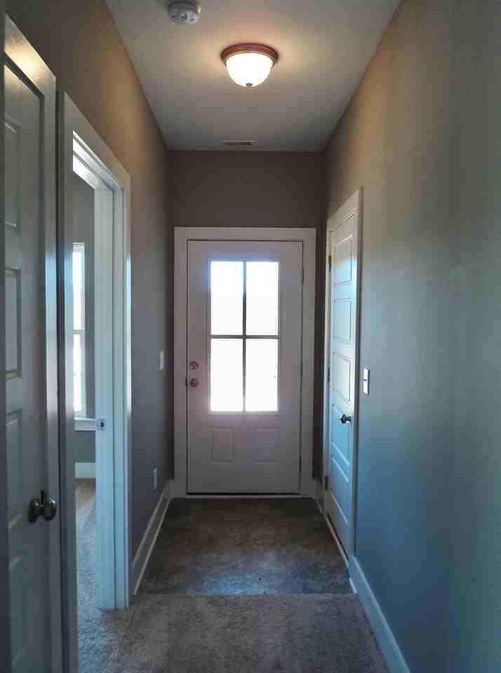 828 Kent Dr - Photo 2 of 15