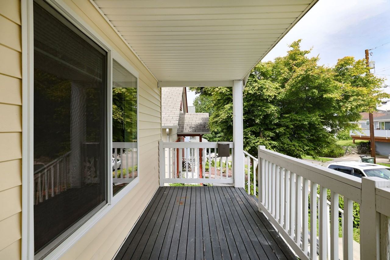 3010 Gedney St - Photo 2 of 17