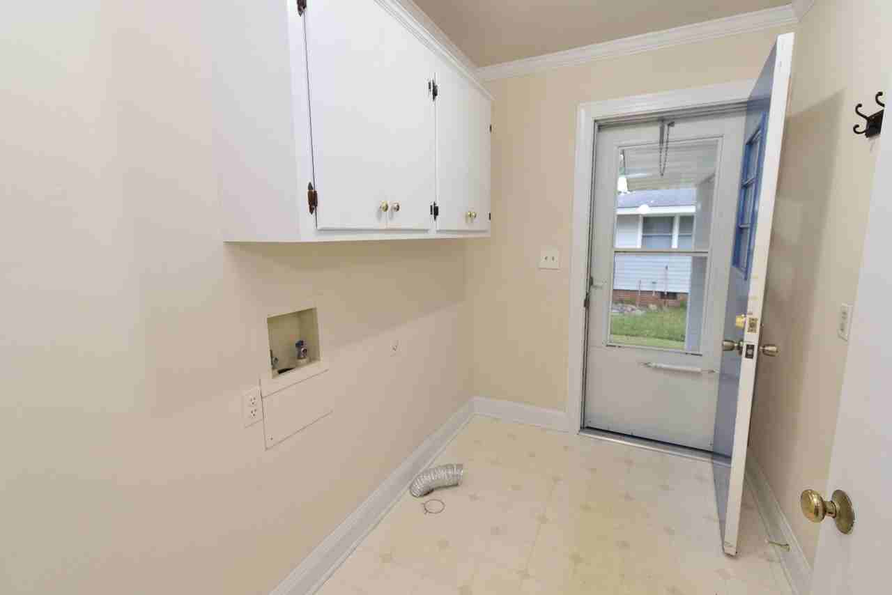312 Oakdale Rd - Photo 5 of 12