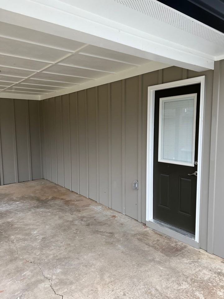 518 Valley Dr - Photo 3 of 25