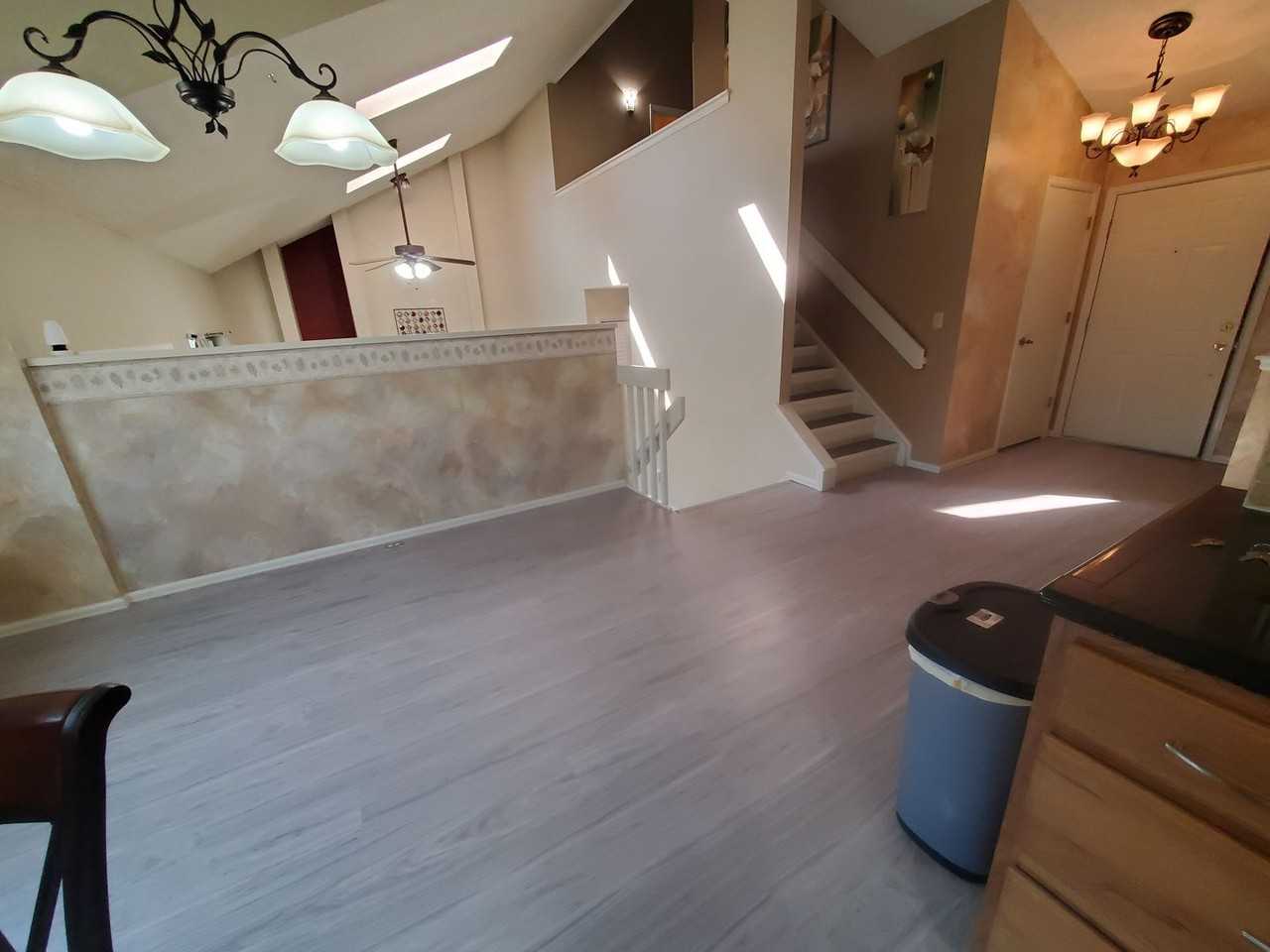 8385 Freemantle Dr - Photo 5 of 14