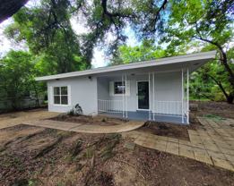 8 Wisconsin Dr - Photo 1 of 1
