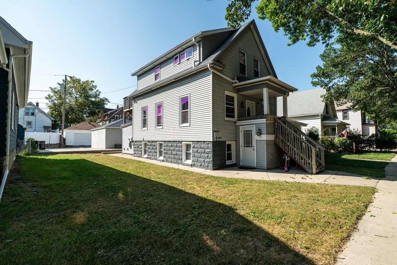 1801 S 64th St - Photo 2 of 27