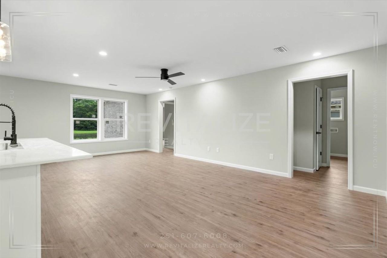 27413 Yorkshire Dr - Photo 3 of 23