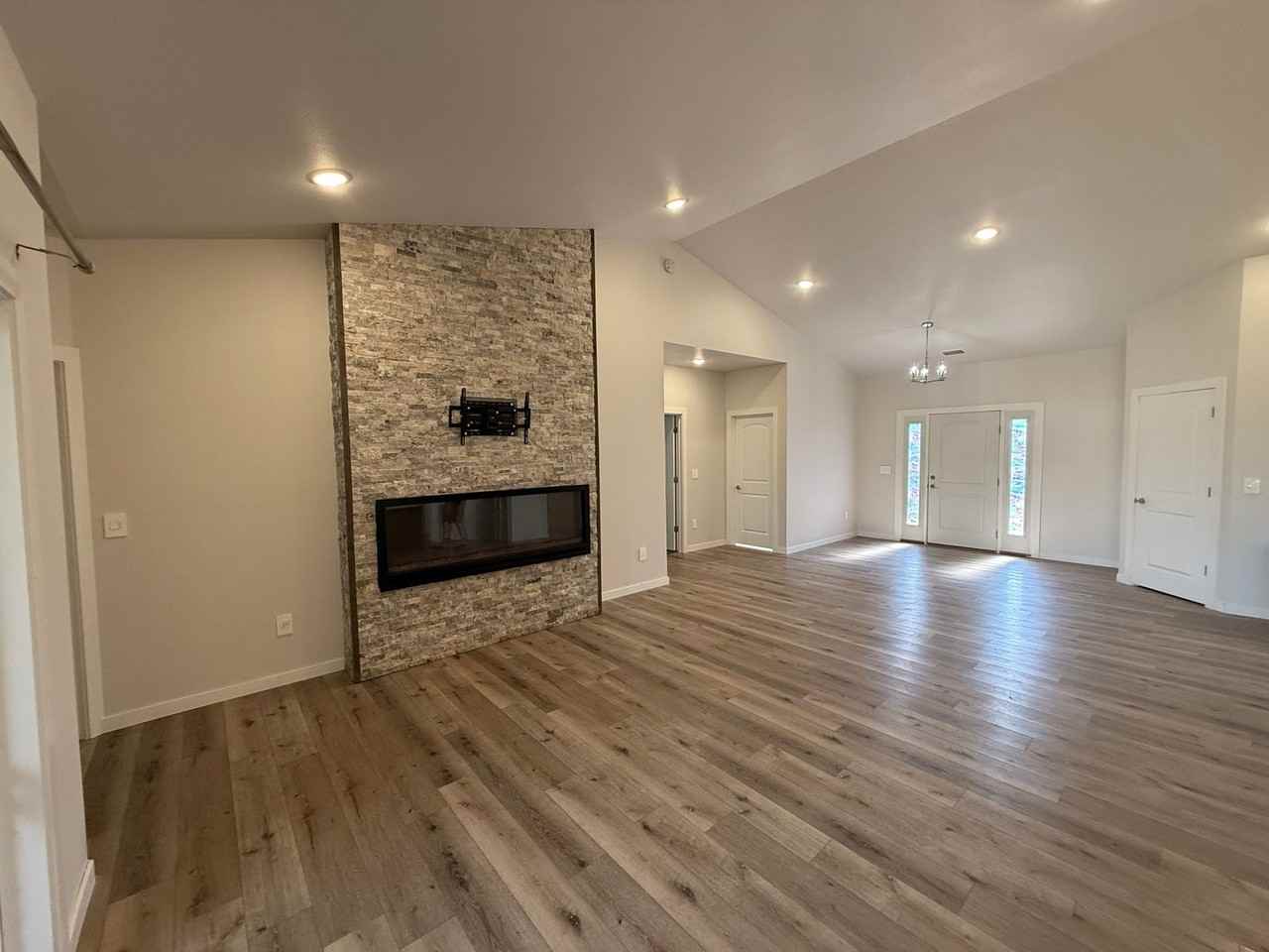 9 Mulberry Loop Ne - Photo 7 of 19