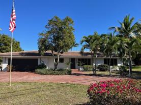 556 Se 15th Ave - Photo 1 of 1