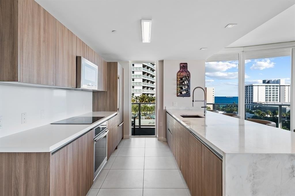 401 North Birch Road #800 - Photo 6 of 24