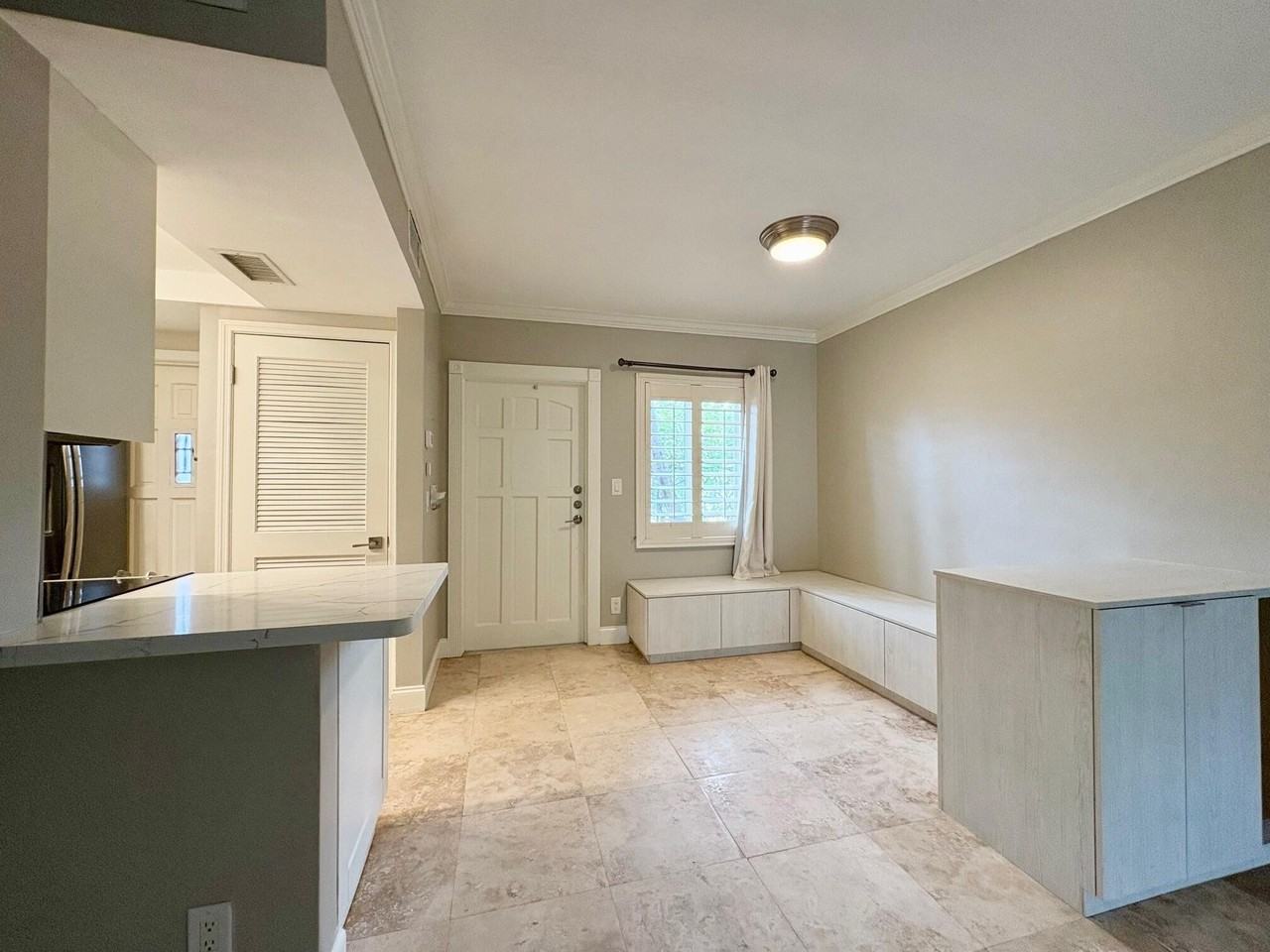 1535 Southeast 15th Street #109 - Photo 6 of 32