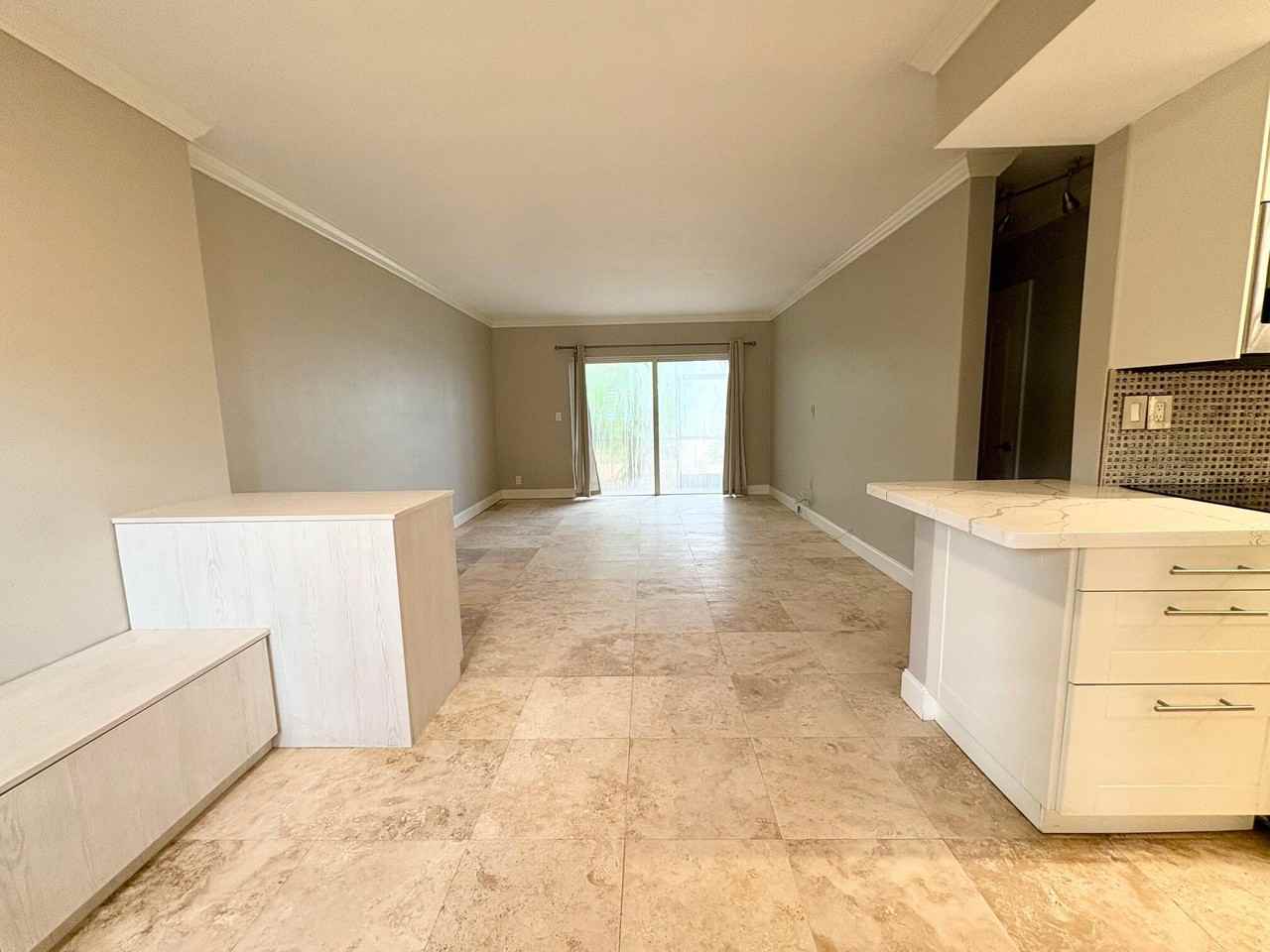 1535 Southeast 15th Street #109 - Photo 7 of 32