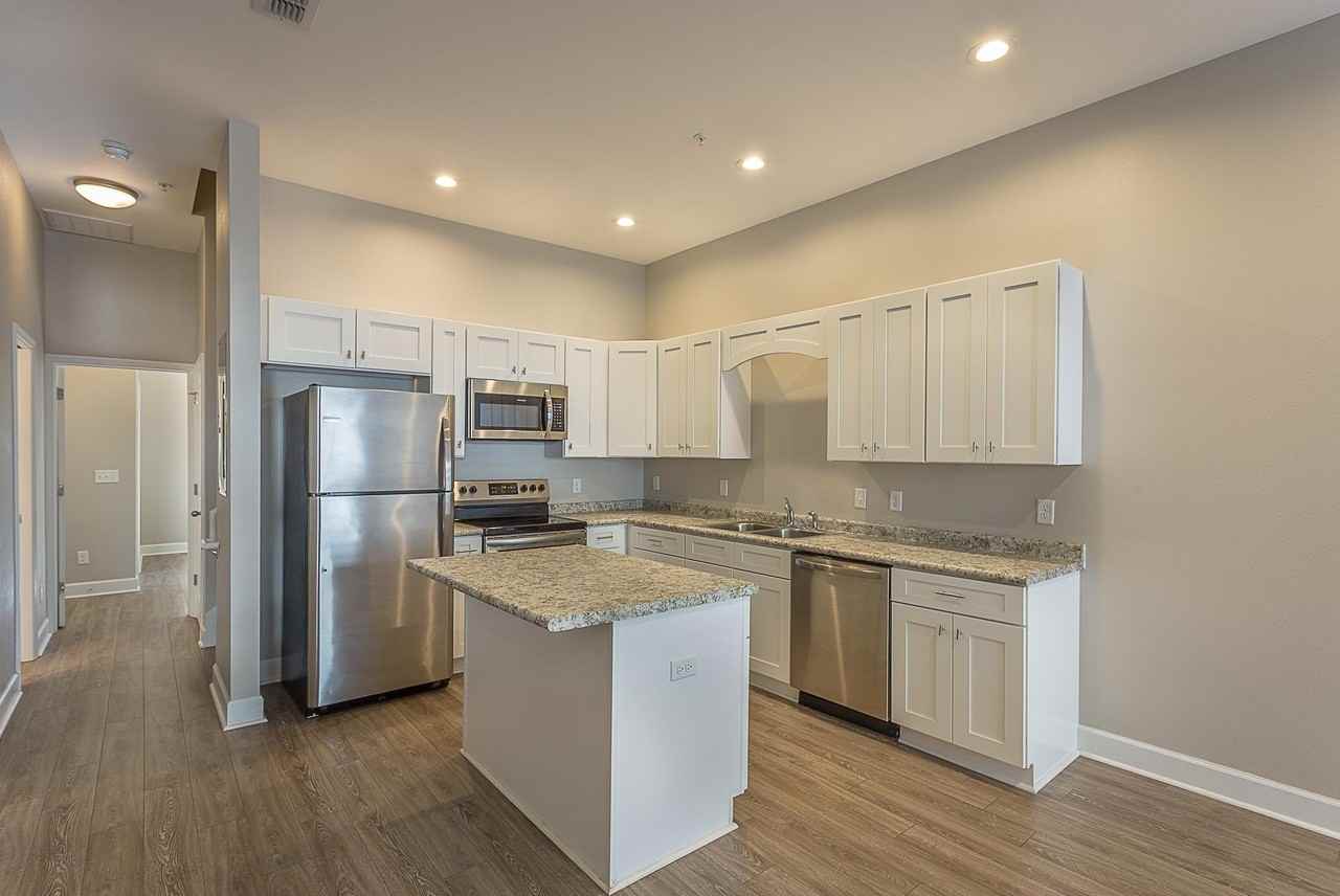 2170 SE Capital Circle unit: Multiple - Photo 5 of 27