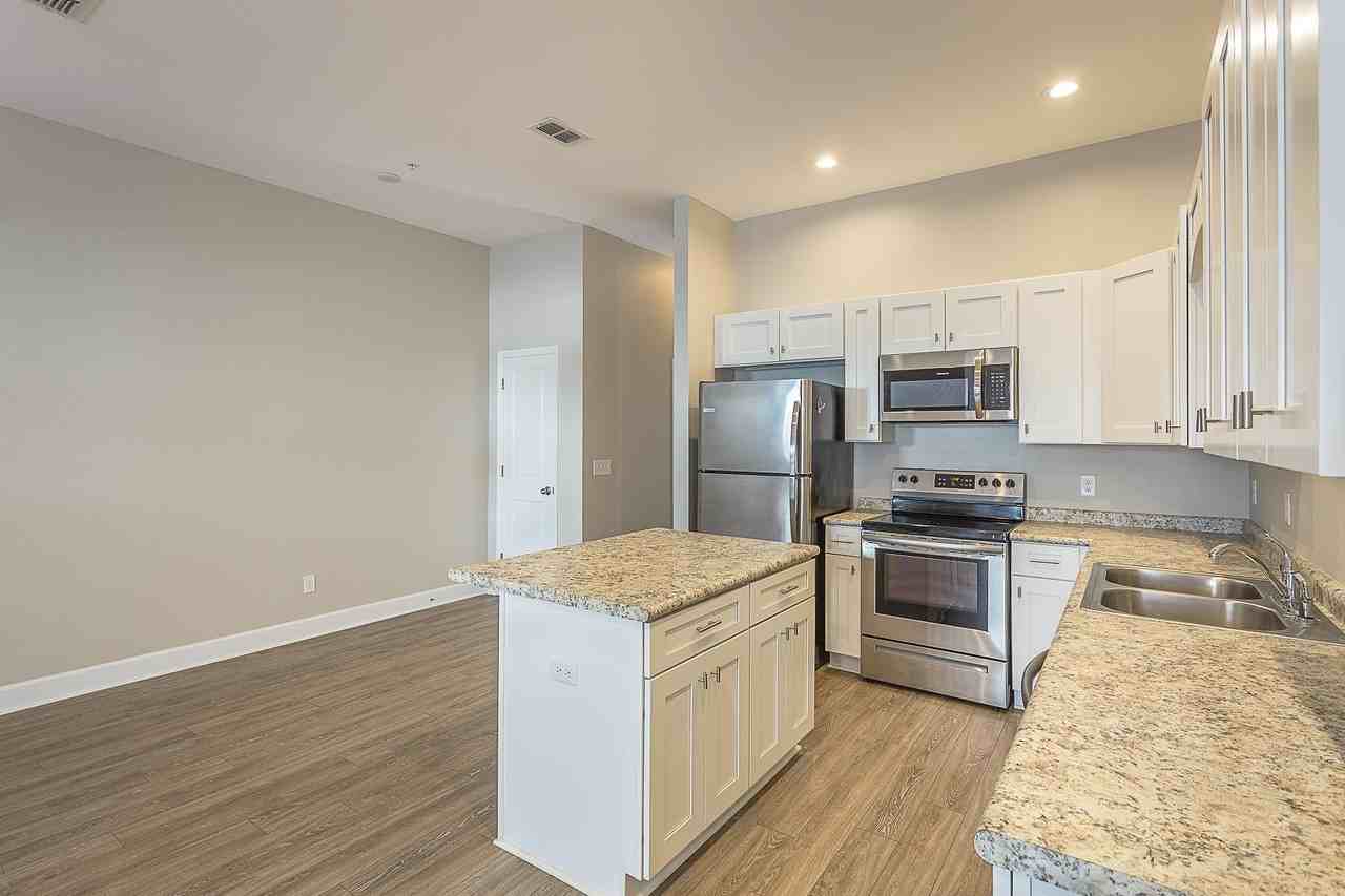 2170 SE Capital Circle unit: Multiple - Photo 6 of 27