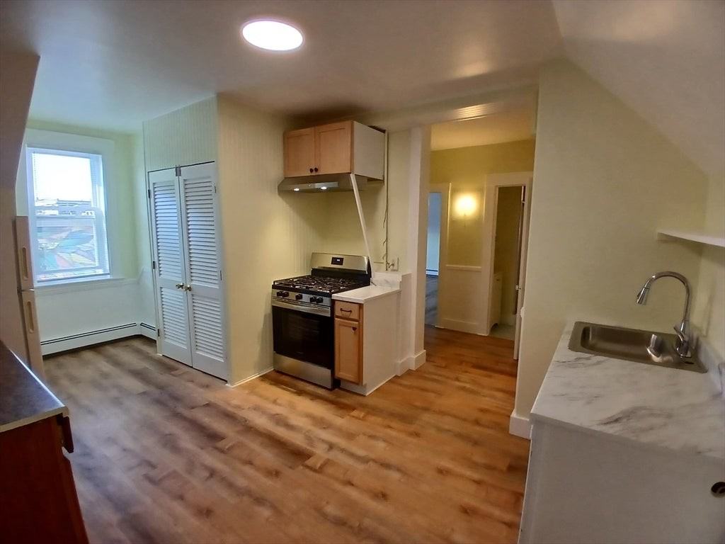 14 Sever Street - Photo 3 of 5