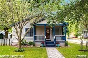 featured image of 302 Yerkes St