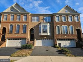 25860 Commons Sq - Photo 1 of 1
