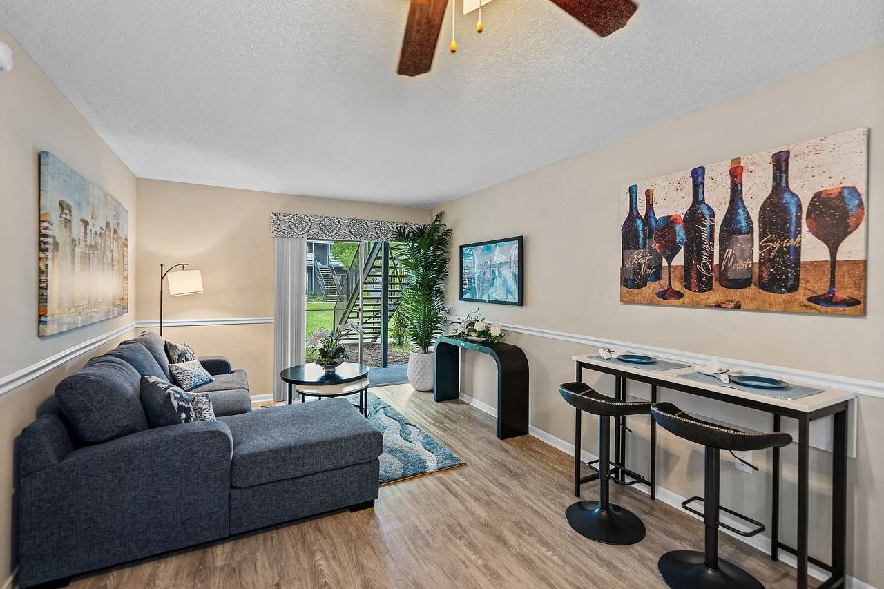 The Park at Rialto - Photo 3 of 35