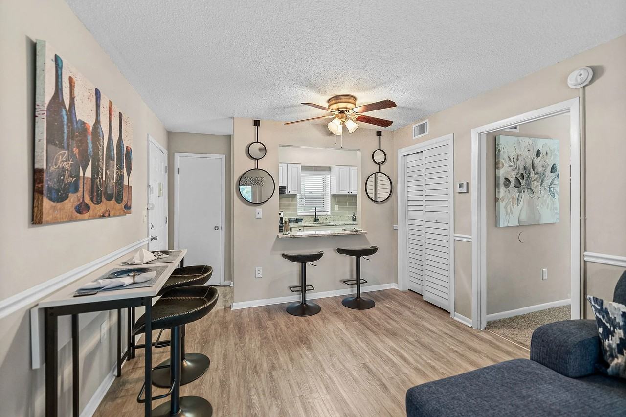 The Park at Rialto - Photo 6 of 35