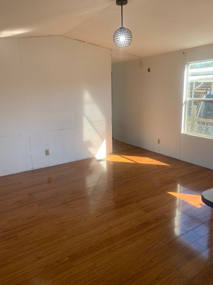 6615 Aberdeen Avenue - Photo 4 of 8