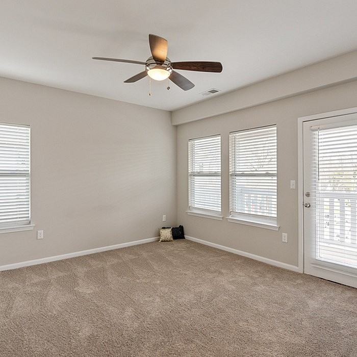 Arden & Davy - Photo 5 of 50