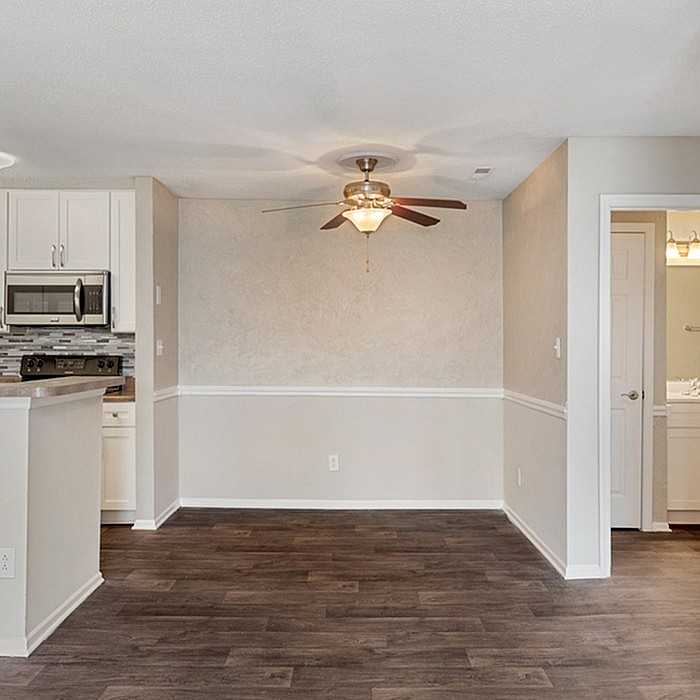 The Crossing at Quail Hollow - Photo 2 of 40