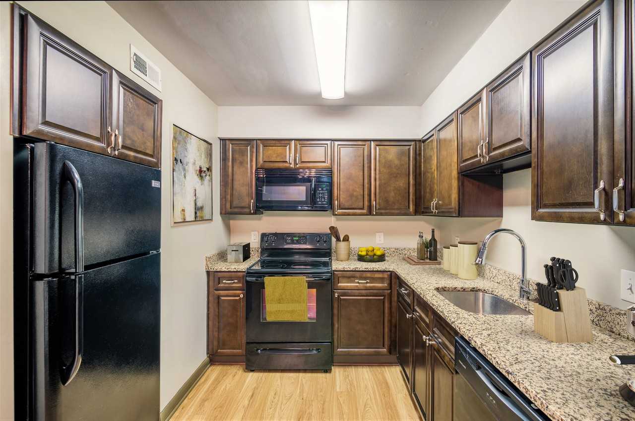 Lakeside - Photo 3 of 27