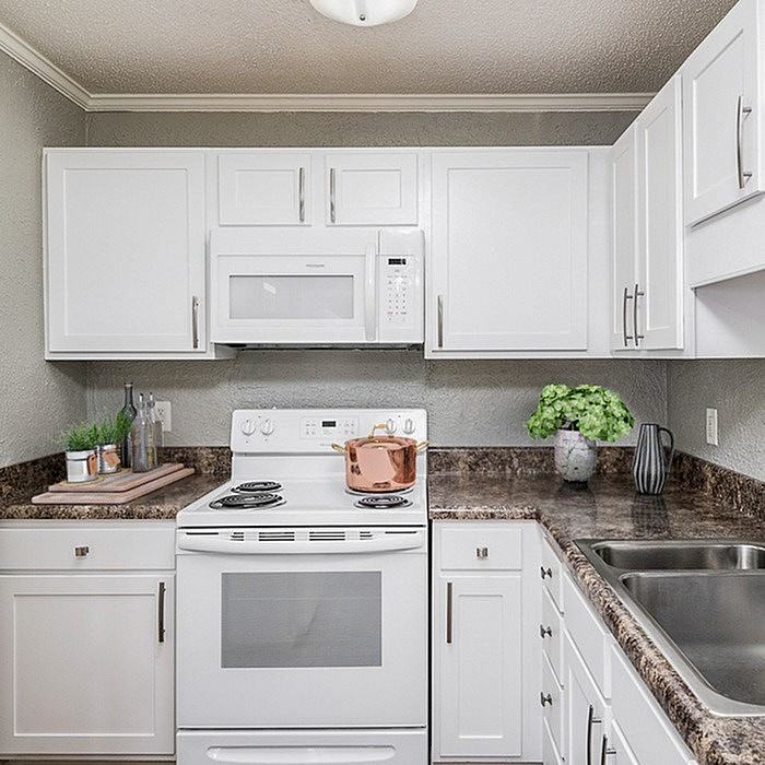 Savannah Place - Photo 5 of 29