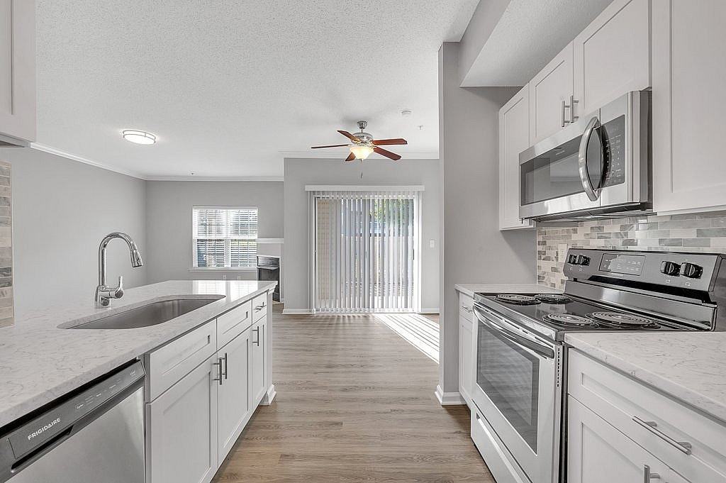 Woodcreek Farms - Photo 5 of 50