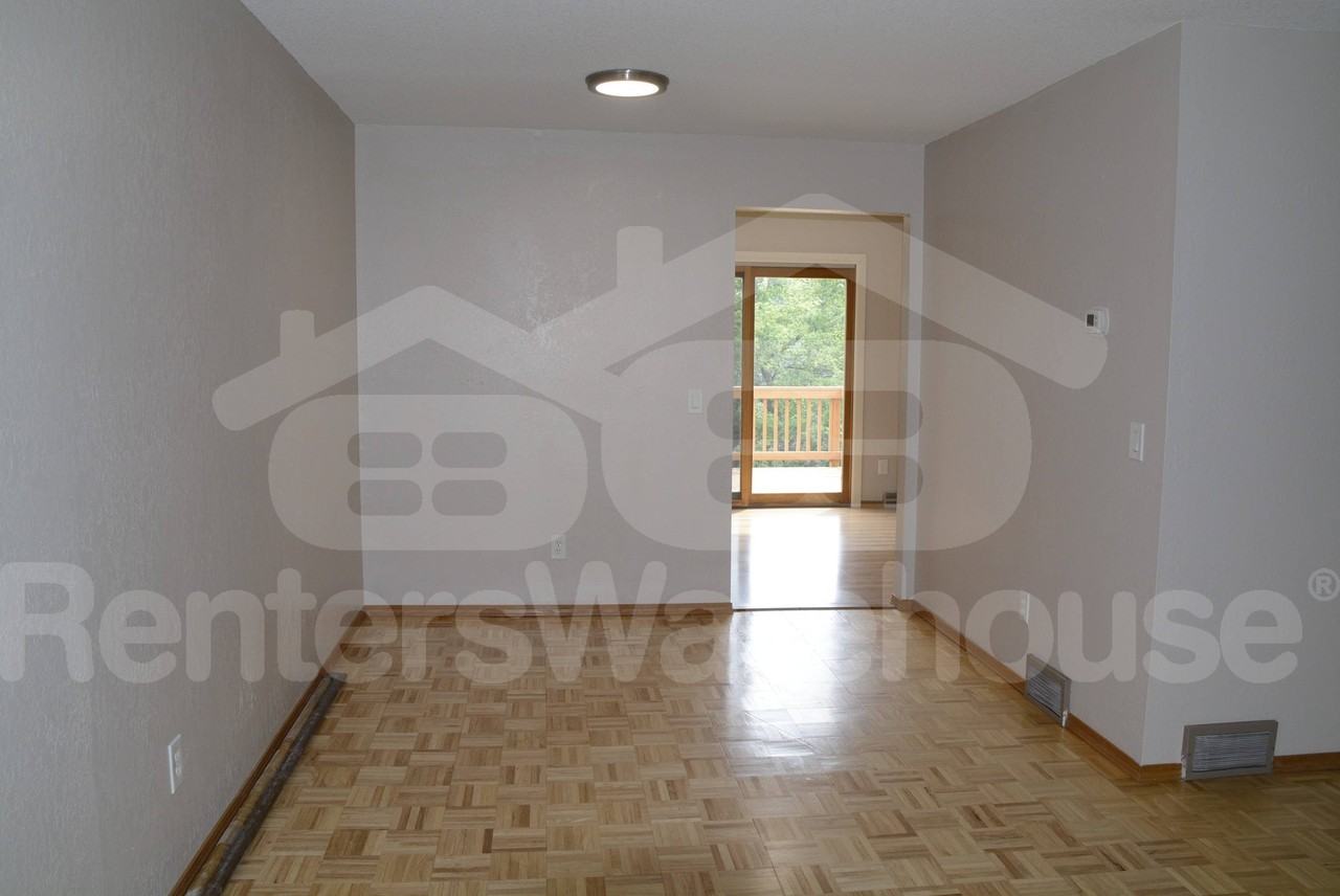 15331 Trillium Cir - Photo 5 of 16