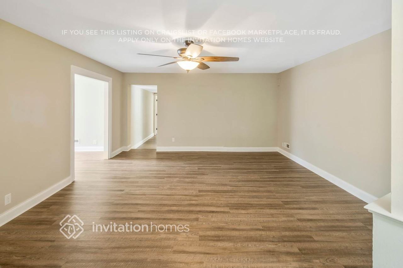 1500 Thompson Ave - Photo 4 of 23