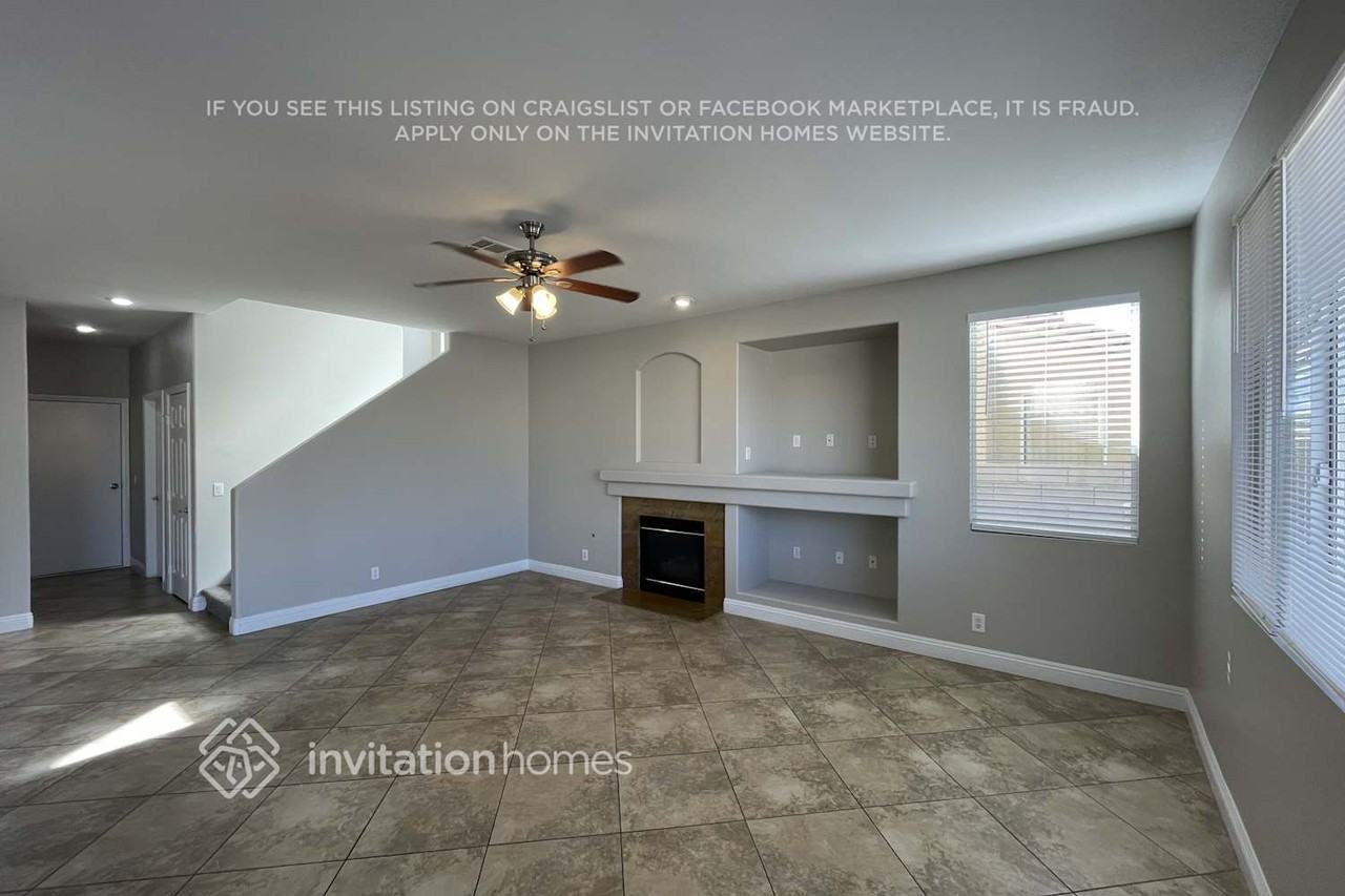 592 Kavanagh Place - Photo 4 of 23