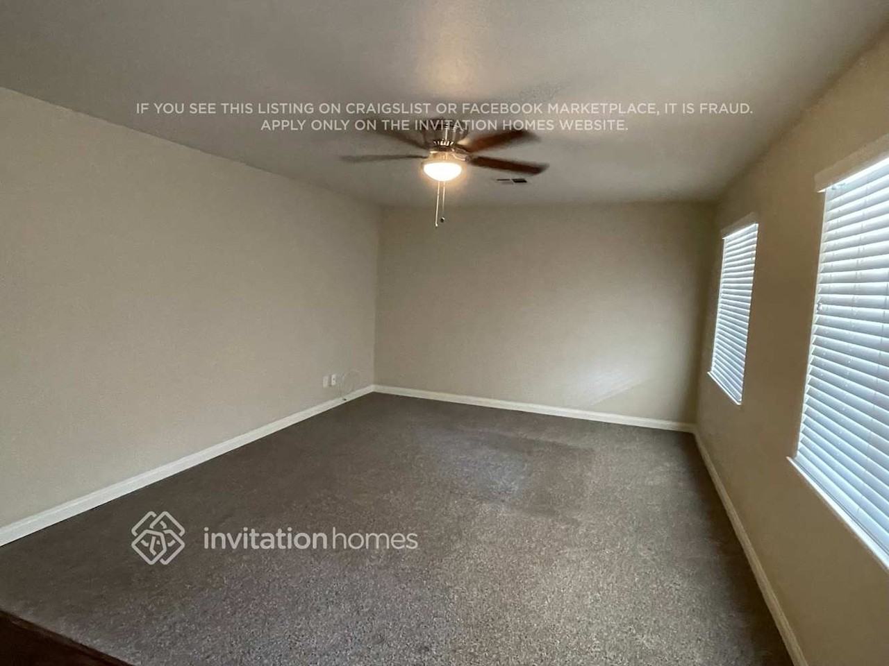 21717 Bryant St - Photo 4 of 19