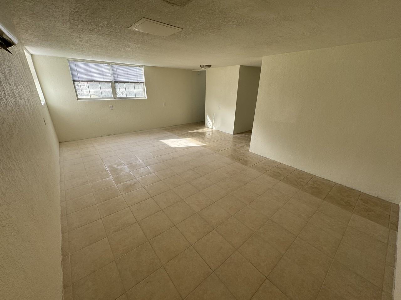 600 Riverview Boulevard #6 - Photo 5 of 11