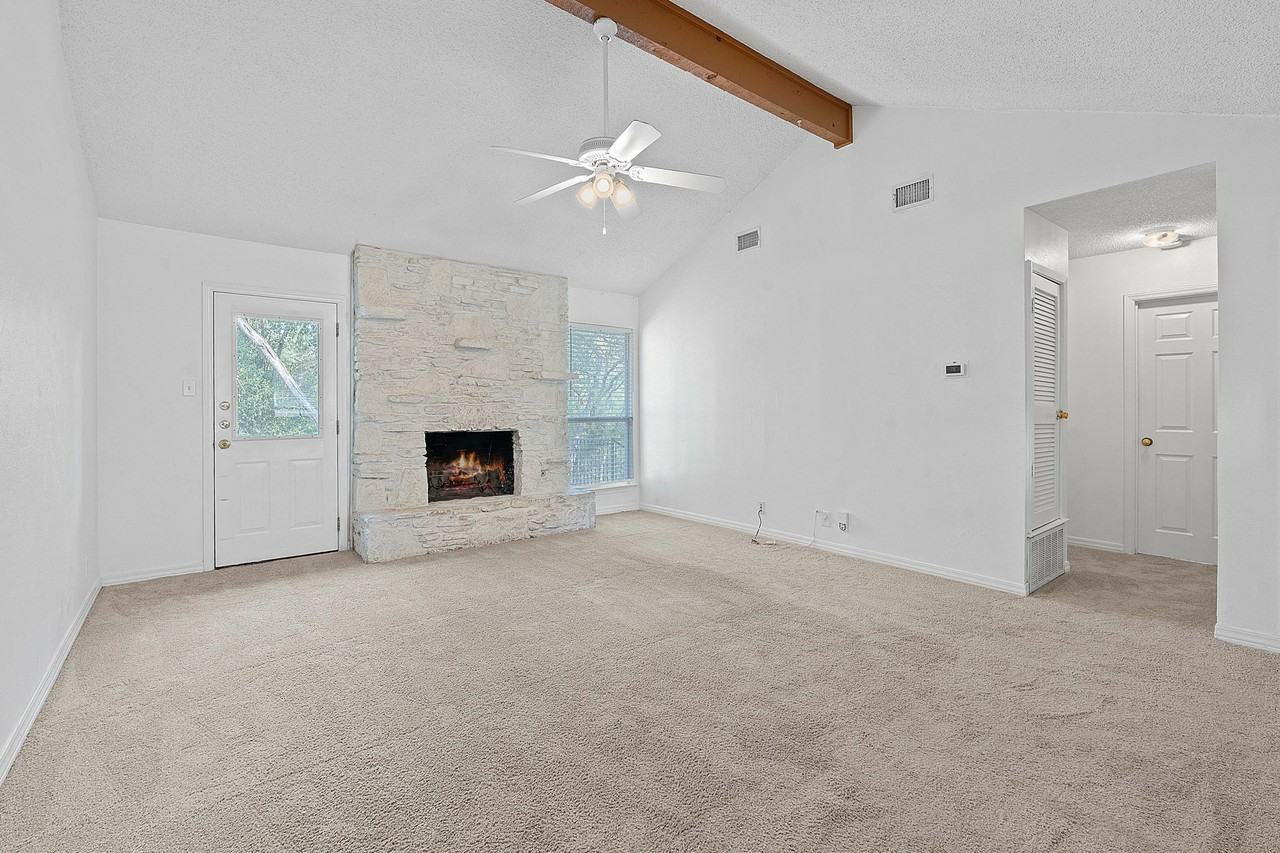 5402 Jeffburn Cv - Photo 3 of 15