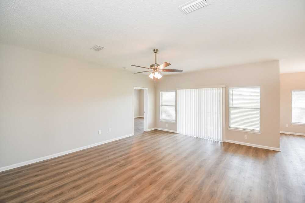 9287 Hawkeye Dr - Photo 6 of 16