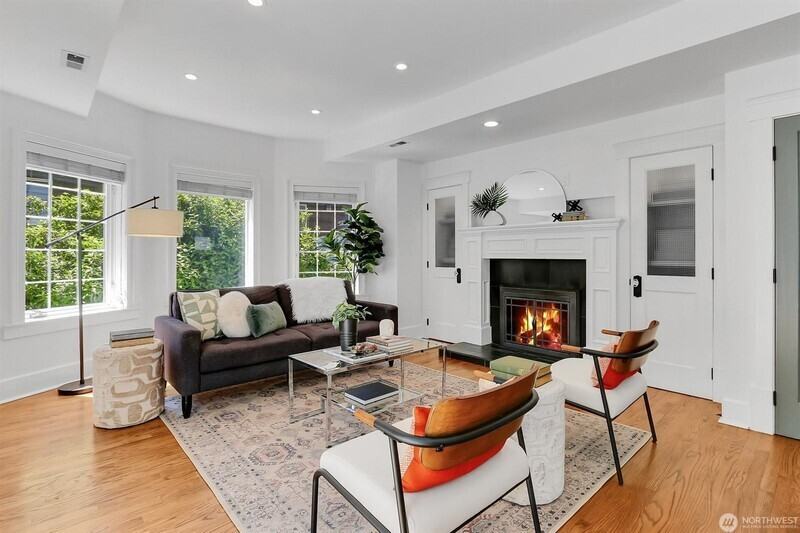 9510 9th Ave Nw - Photo 4 of 31