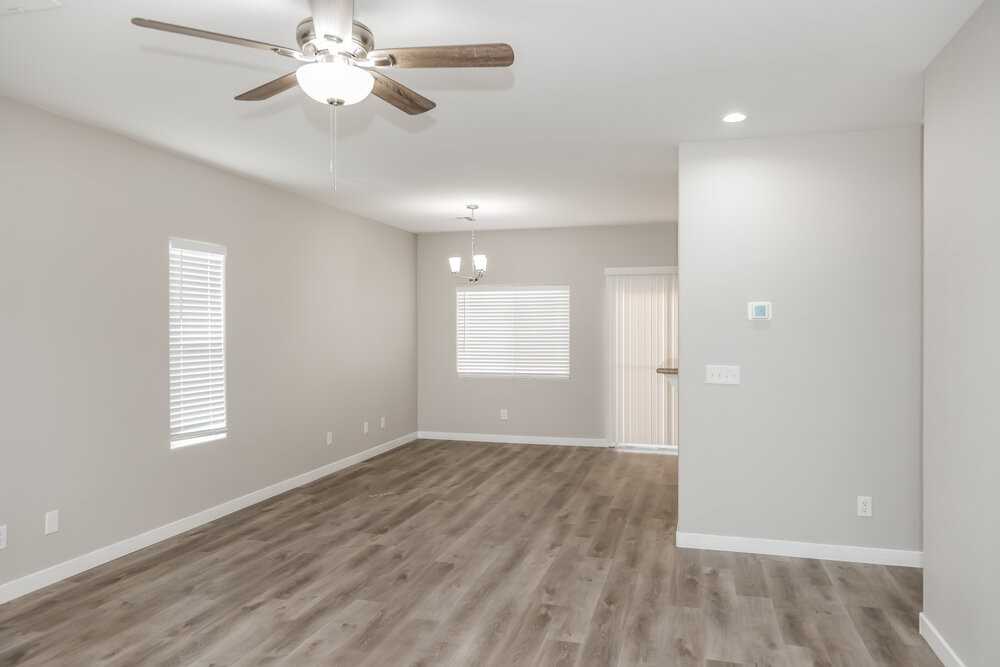 4952 Crusoe Creek Ct - Photo 5 of 16