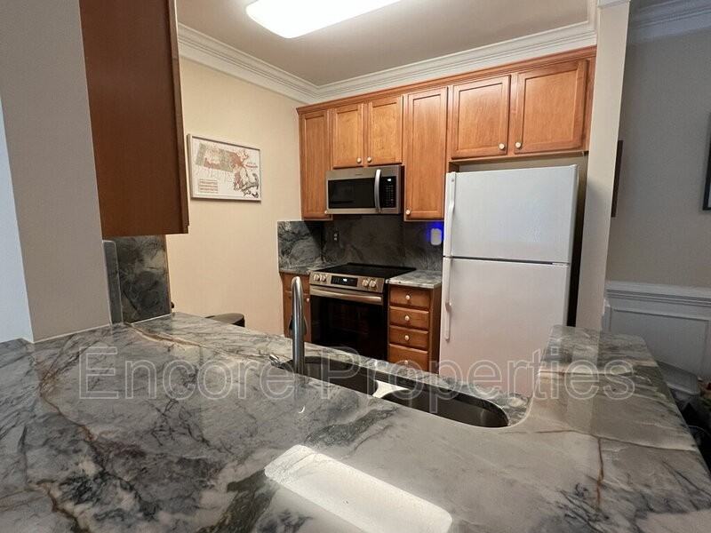 927 Portstewart Drive #927 - Photo 6 of 18