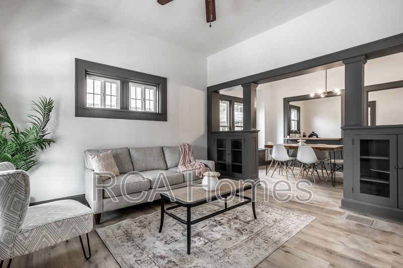 4612 E New York St - Photo 4 of 21