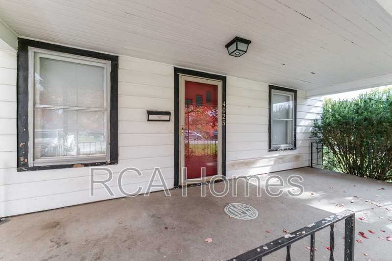 4025 S State Ave - Photo 2 of 15