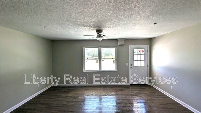 1474 Kelly Dr #11 - Photo 2 of 9
