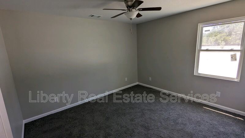 1474 Kelly Dr #11 - Photo 6 of 9