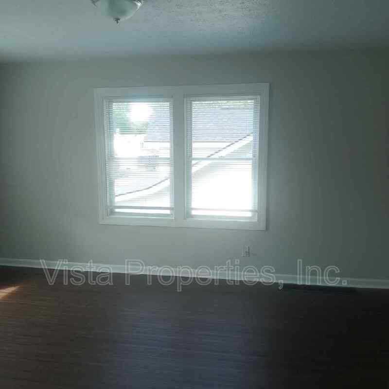 301 N 41st St #4 - Photo 5 of 21