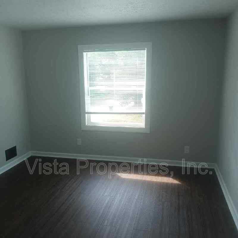 301 N 41st St #4 - Photo 7 of 21