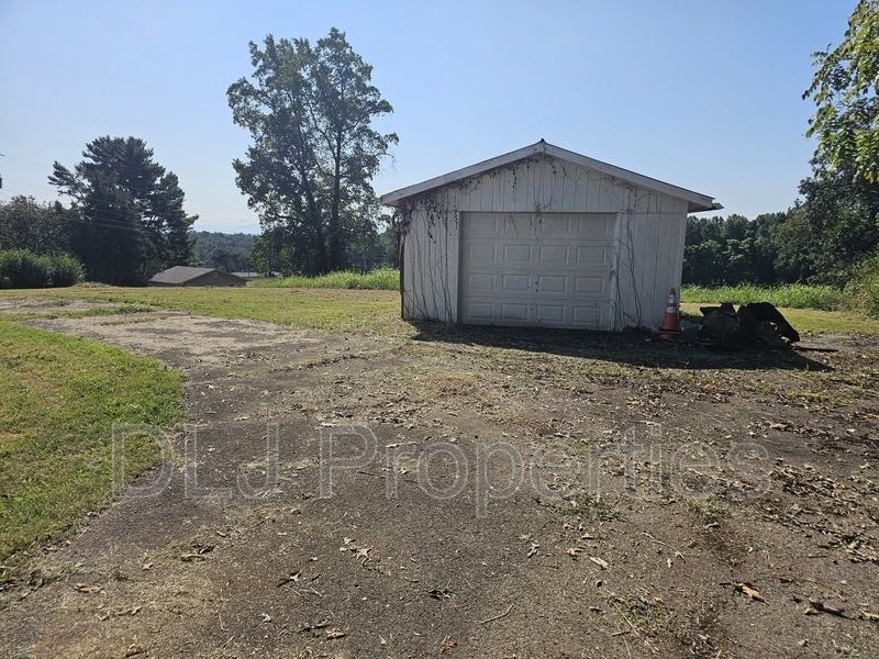 775 Asheville Hwy - Photo 2 of 12