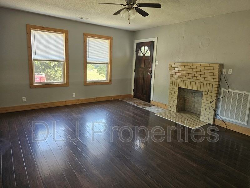 775 Asheville Hwy - Photo 3 of 12