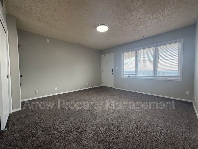 1323 Sst #2 - Photo 3 of 7