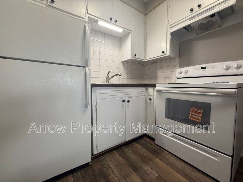 1323 Sst #2 - Photo 4 of 7