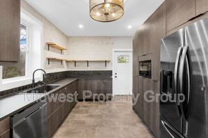 featured image of 2410 N And South Rd