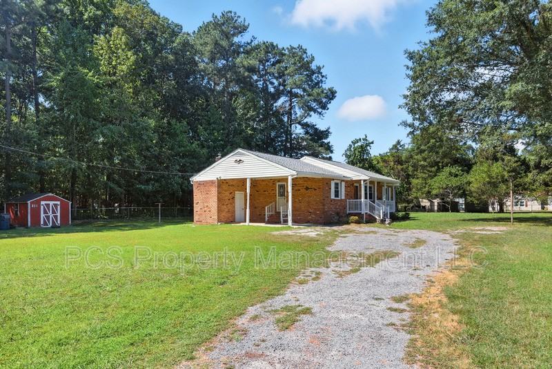 2111 Clary Road - Photo 2 of 48