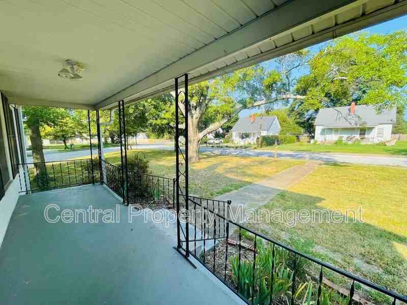 68 Blake St - Photo 6 of 25